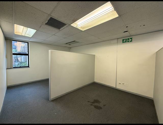 476M² OFFICE TO LET IN ROSEBANK